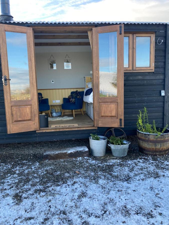 Silver Fern Glamping Hotel Aberystwyth Exterior photo