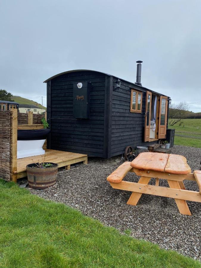 Silver Fern Glamping Hotel Aberystwyth Exterior photo